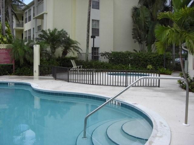 6323 La Costa Drive H, Boca Raton, FL 33433