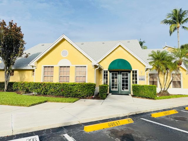 6323 La Costa Drive H, Boca Raton, FL 33433