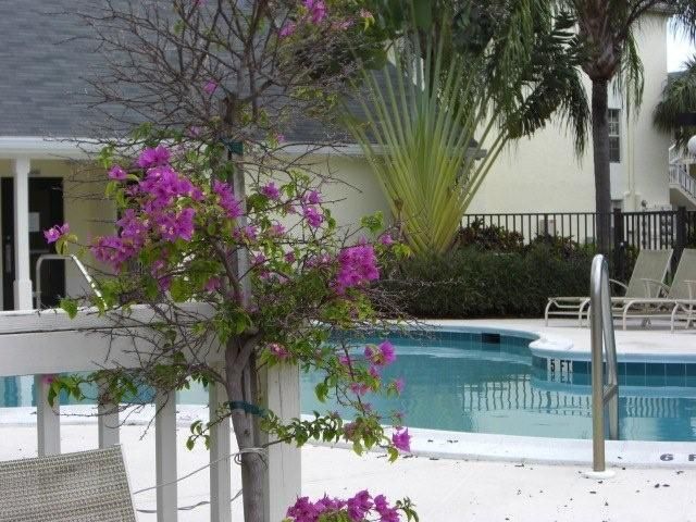 6323 La Costa Drive H, Boca Raton, FL 33433