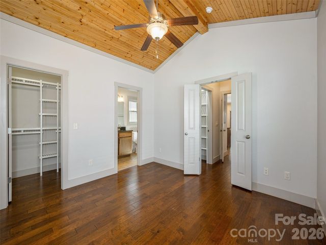 12 Gratitude Drive, Asheville, NC 28806