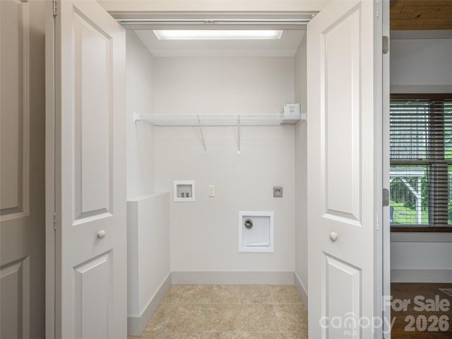 12 Gratitude Drive, Asheville, NC 28806