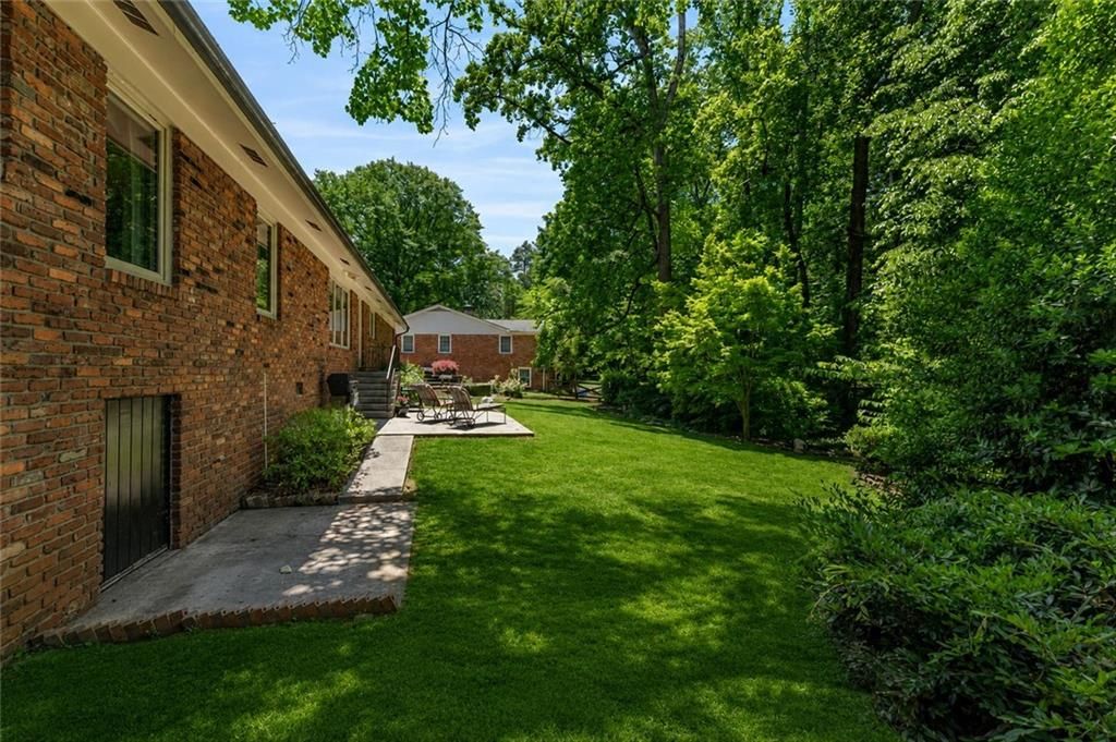 Image 27 of property listing at 2564 Lake Flair Circle NE, Atlanta, GA 30345