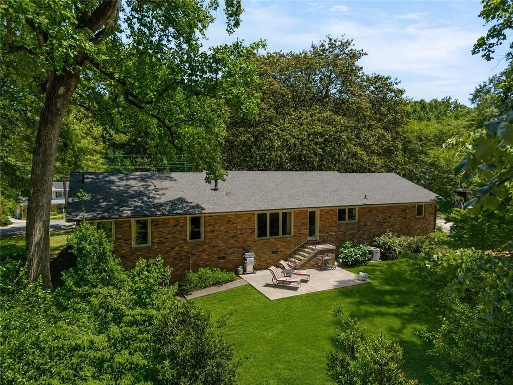 Image 28 of property listing at 2564 Lake Flair Circle NE, Atlanta, GA 30345