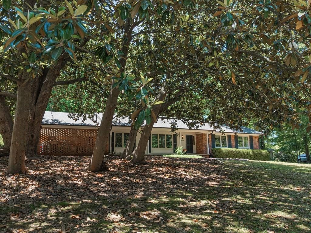 Image 31 of property listing at 2564 Lake Flair Circle NE, Atlanta, GA 30345