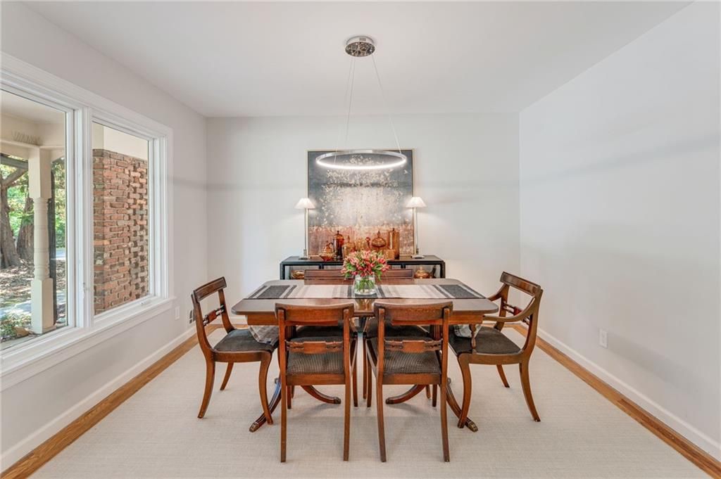 Image 5 of property listing at 2564 Lake Flair Circle NE, Atlanta, GA 30345