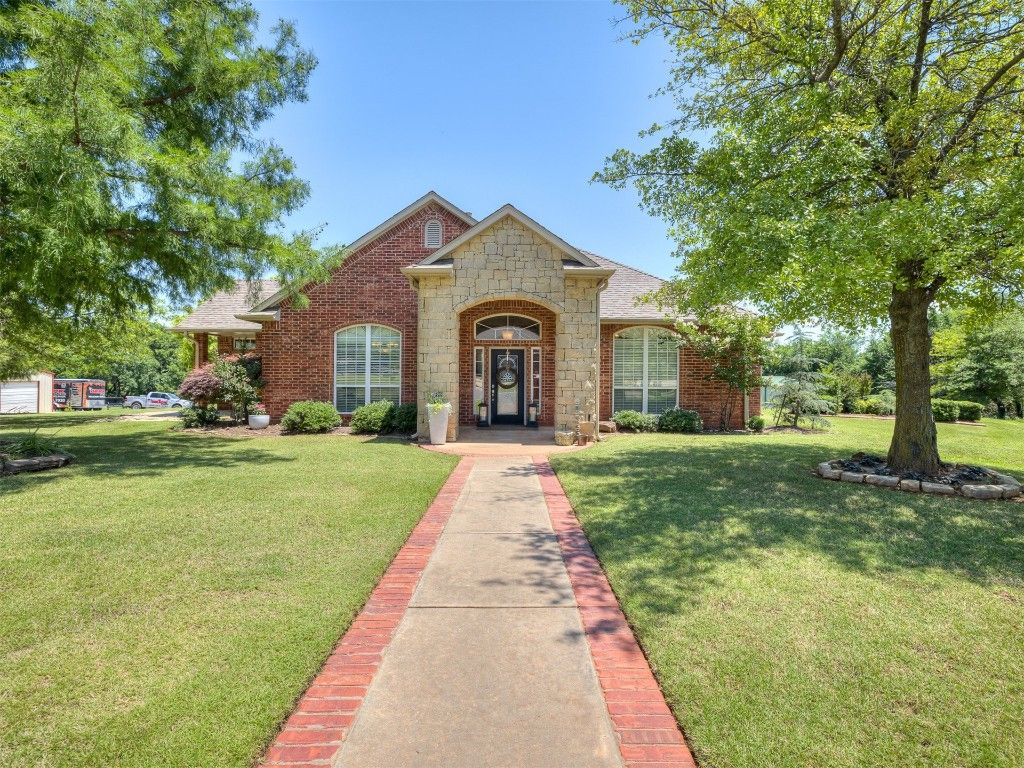 3508 Stratford Place, Moore, OK 74160