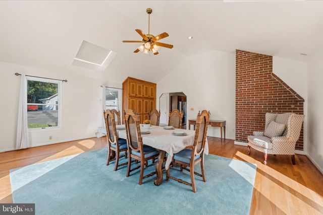 39475 TOLLHOUSE RD, Lovettsville, VA 20180
