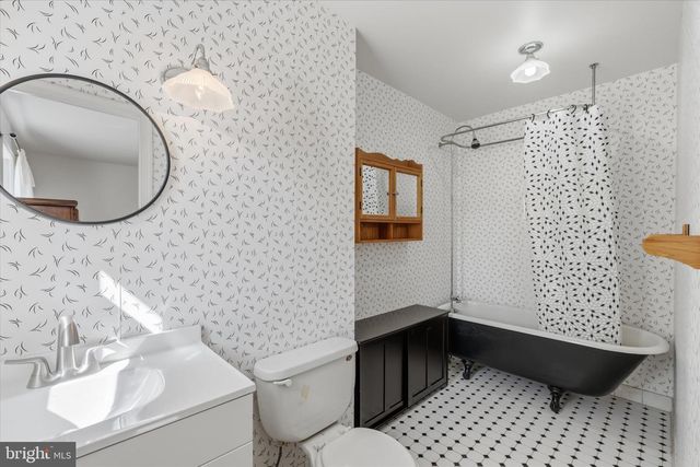 39475 TOLLHOUSE RD, Lovettsville, VA 20180