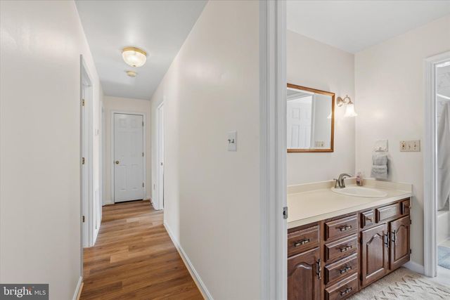 39475 TOLLHOUSE RD, Lovettsville, VA 20180