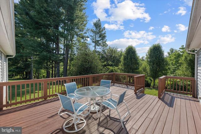 39475 TOLLHOUSE RD, Lovettsville, VA 20180