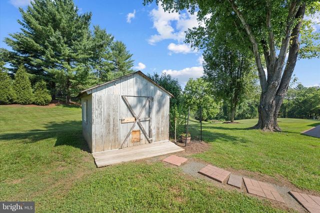 39475 TOLLHOUSE RD, Lovettsville, VA 20180