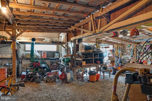 39475 TOLLHOUSE RD, Lovettsville, VA 20180