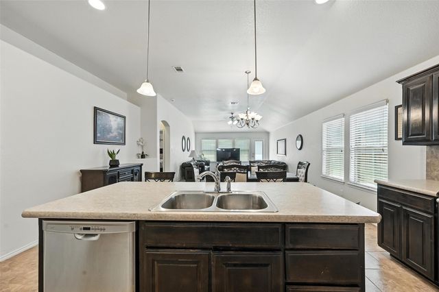 5509 Creek Hill, Fort Worth, TX 76179