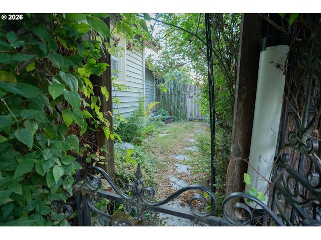 11317 Nw 6TH Ave, Vancouver, WA 98685