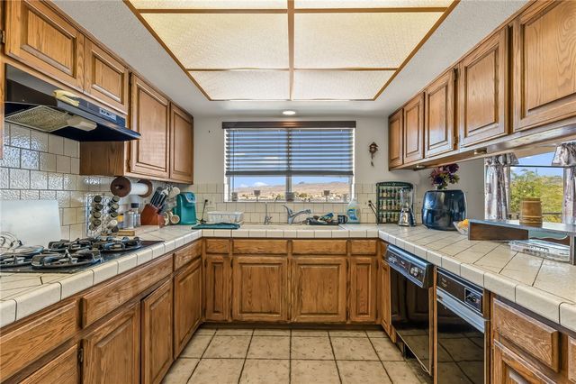 1660 Monte Vista Drive, Bullhead City, AZ 86442