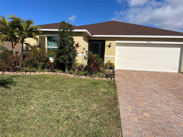 3558 74TH AVENUE CIRCLE E, Sarasota, FL 34243