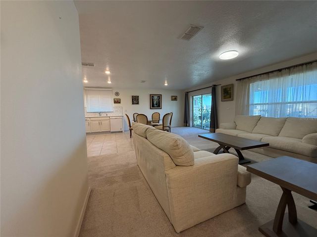 3558 74TH AVENUE CIRCLE E, Sarasota, FL 34243