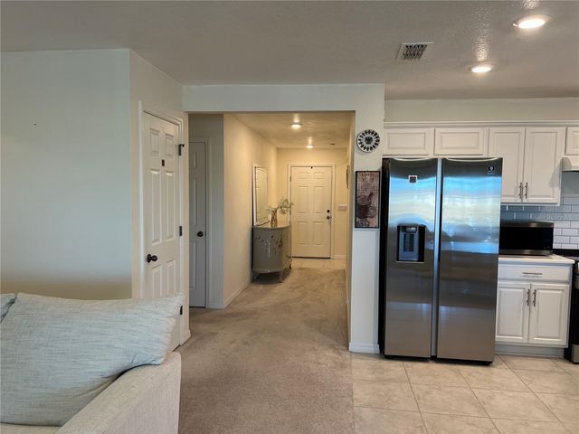 3558 74TH AVENUE CIRCLE E, Sarasota, FL 34243