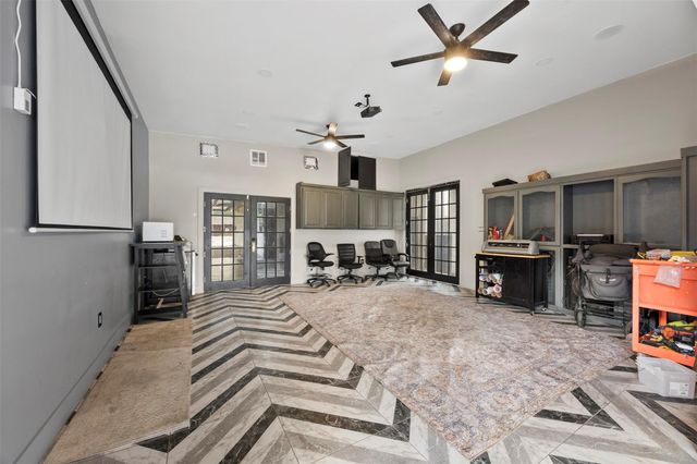 10430 Caxton Street, Houston, TX 77016
