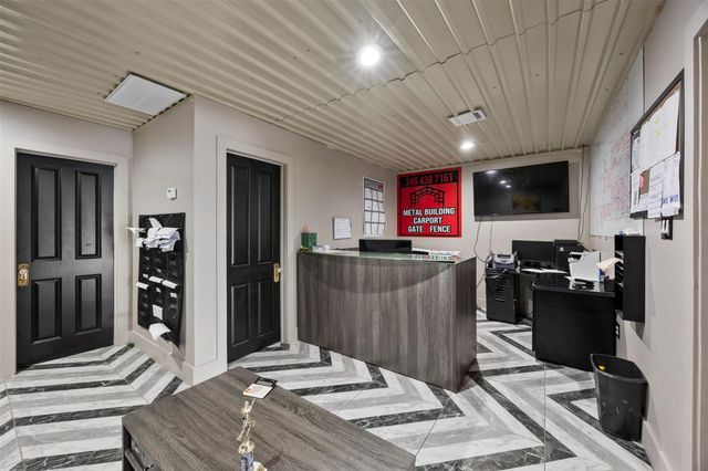 10430 Caxton Street, Houston, TX 77016