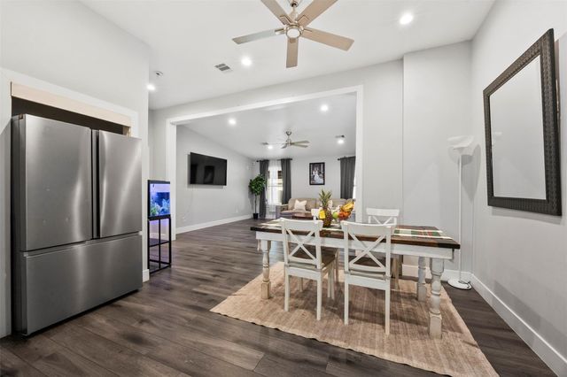 10430 Caxton Street, Houston, TX 77016