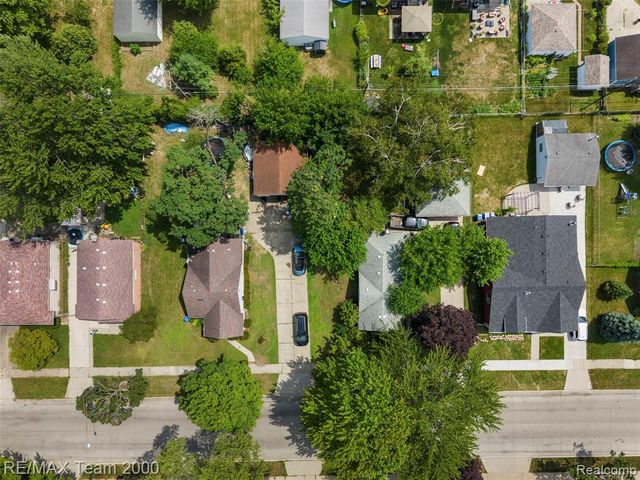 6196 N Gulley Road, Dearborn Heights, MI 48127