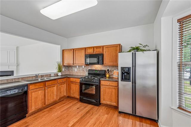 945 Prestwyck Court, Alpharetta, GA 30004