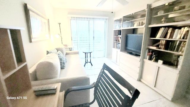 2067 AINSLIE D Drive, Boca Raton, FL 33434