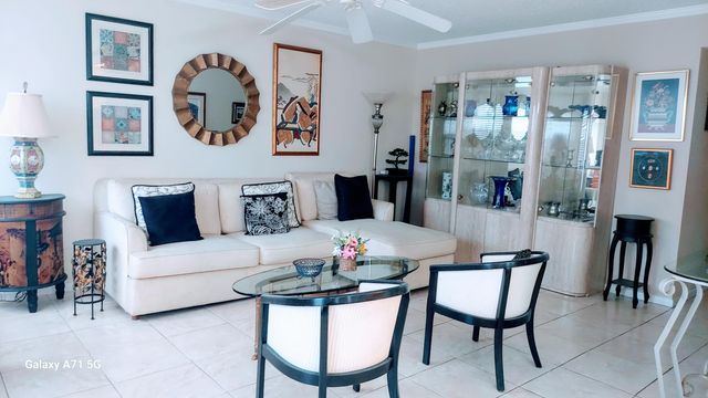 2067 AINSLIE D Drive, Boca Raton, FL 33434