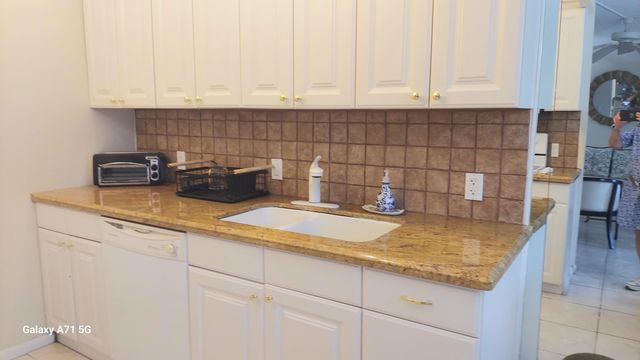 2067 AINSLIE D Drive, Boca Raton, FL 33434