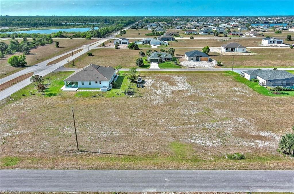 4008 NW 38th ST, CAPE CORAL, FL 33993 — photo 3