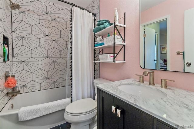 2621 S Xanadu Way F, Aurora, CO 80014