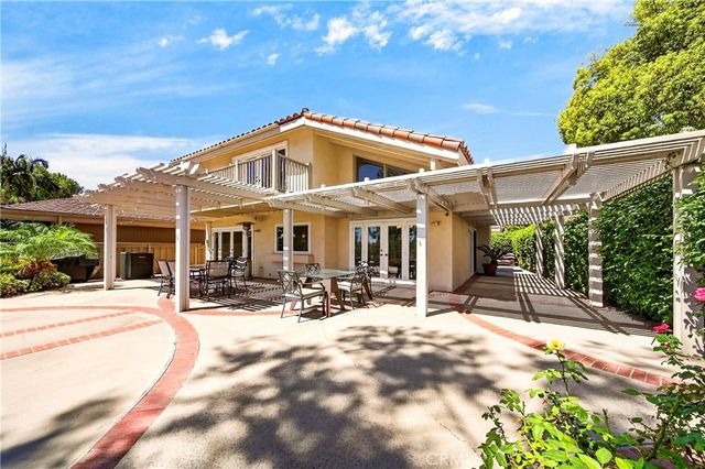 618 Brookline Place, Fullerton, CA 92835