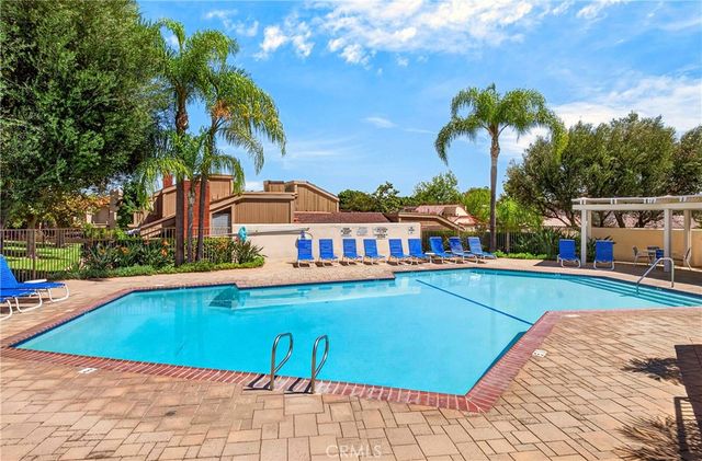 618 Brookline Place, Fullerton, CA 92835
