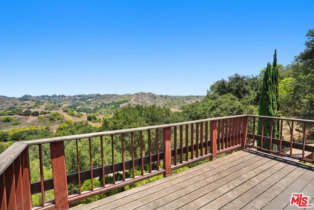22013 Alta Drive, Topanga, CA 90290