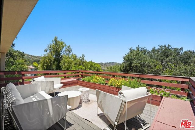 22013 Alta Drive, Topanga, CA 90290