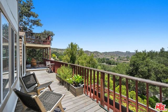 22013 Alta Drive, Topanga, CA 90290