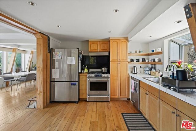 22013 Alta Drive, Topanga, CA 90290