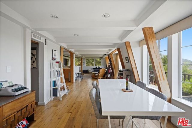 22013 Alta Drive, Topanga, CA 90290