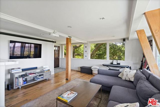 22013 Alta Drive, Topanga, CA 90290