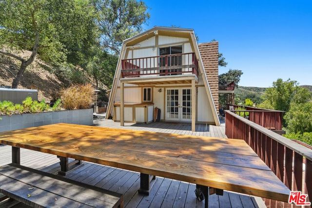 22013 Alta Drive, Topanga, CA 90290