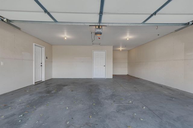 617 Cottonwood Avenue, Litchfield, MN 55355