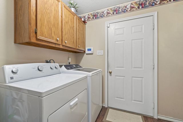 106 Wood Forest Lane, Huntsville, TX 77340
