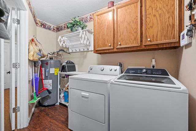 106 Wood Forest Lane, Huntsville, TX 77340