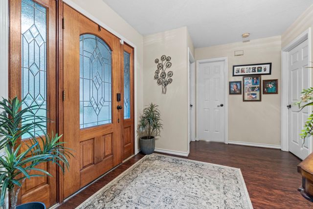 106 Wood Forest Lane, Huntsville, TX 77340