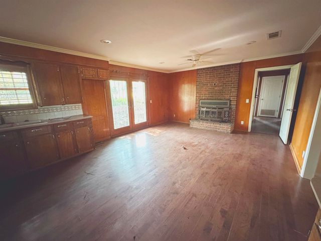 1244 Floyd Rd, Gilmer, TX 75645