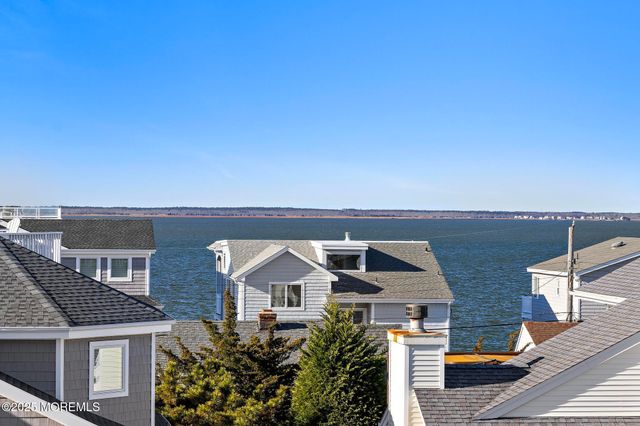 9315 N Susan Lane, Long Beach Twp, NJ 08008