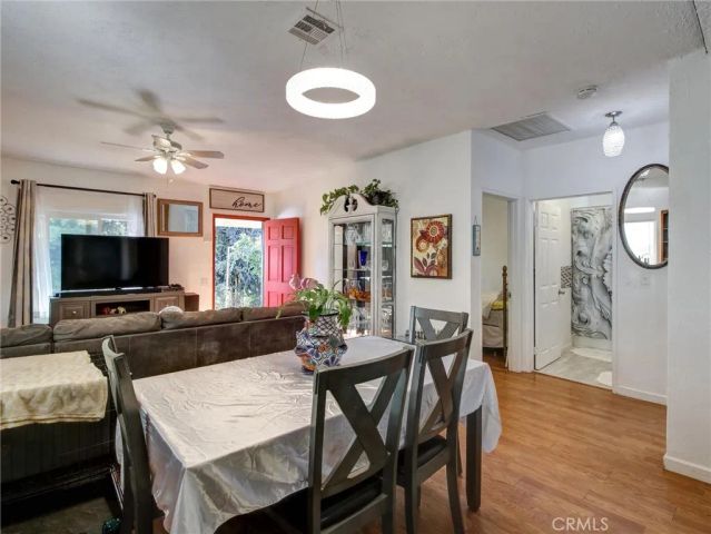 841 W 58th, Los Angeles, CA 90037