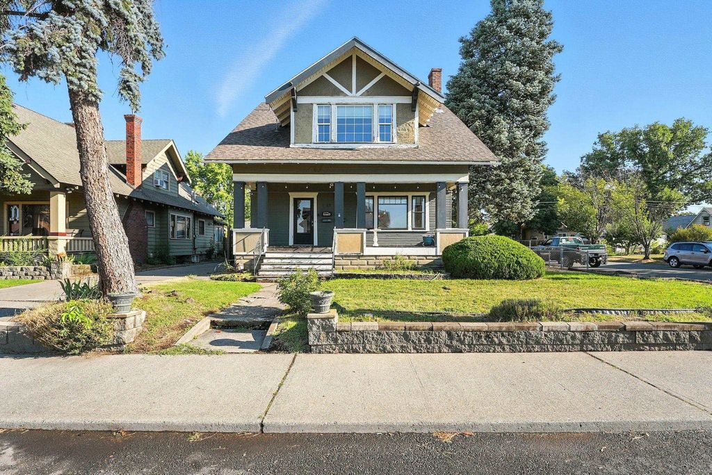 1123 E Illinois Ave, Spokane, WA 99207