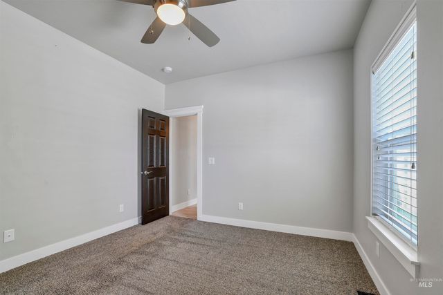 1082 White Birch Ave, Twin Falls, ID 83301